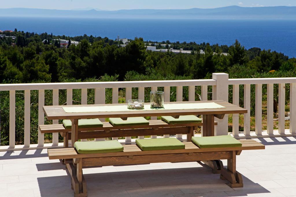 Holiday Homes Oliva Bol Chambre photo