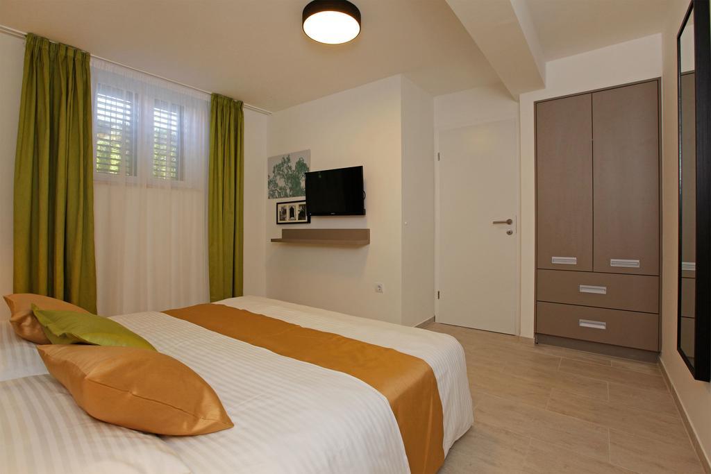 Holiday Homes Oliva Bol Chambre photo