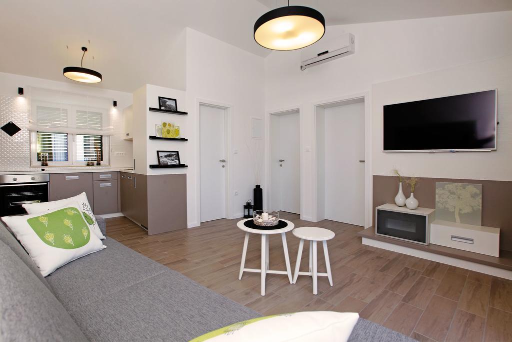 Holiday Homes Oliva Bol Chambre photo