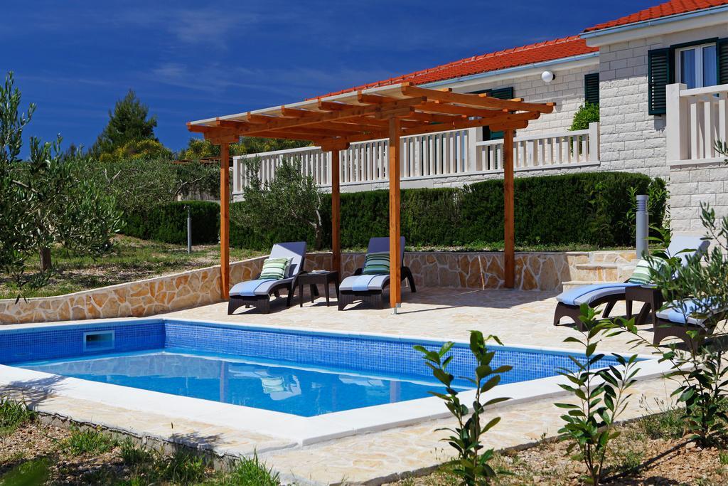 Holiday Homes Oliva Bol Chambre photo