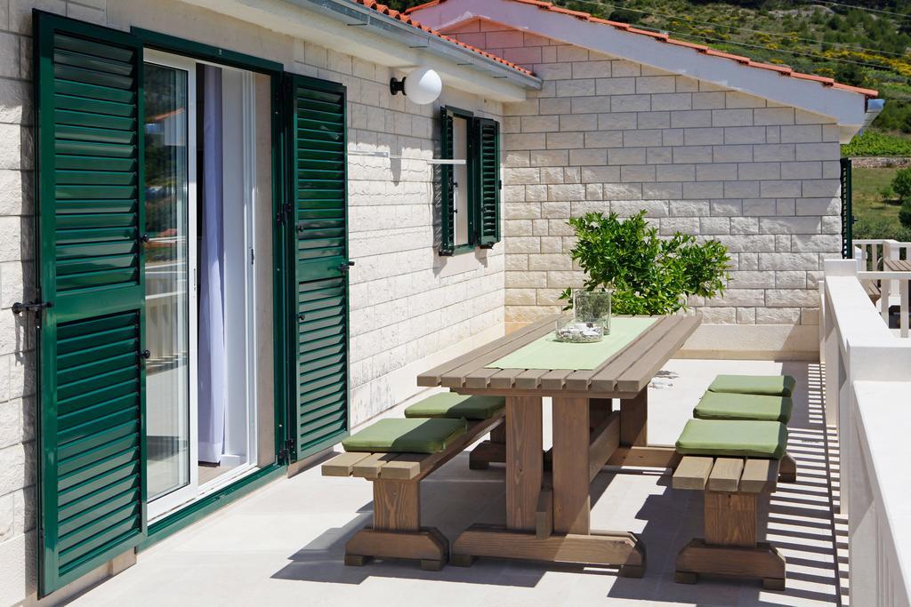 Holiday Homes Oliva Bol Chambre photo