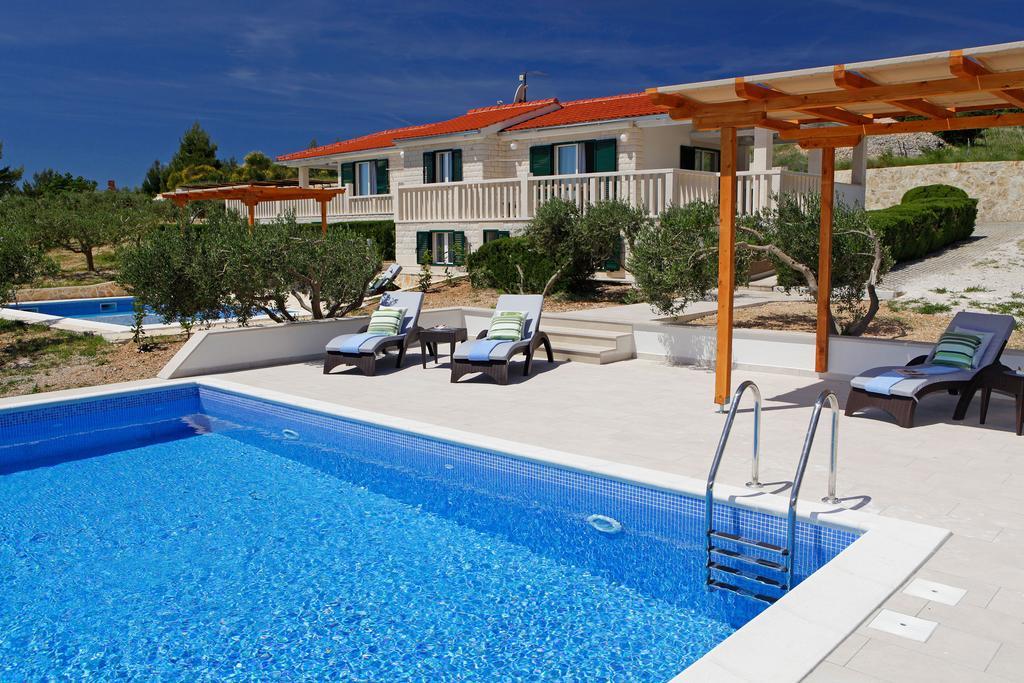 Holiday Homes Oliva Bol Chambre photo